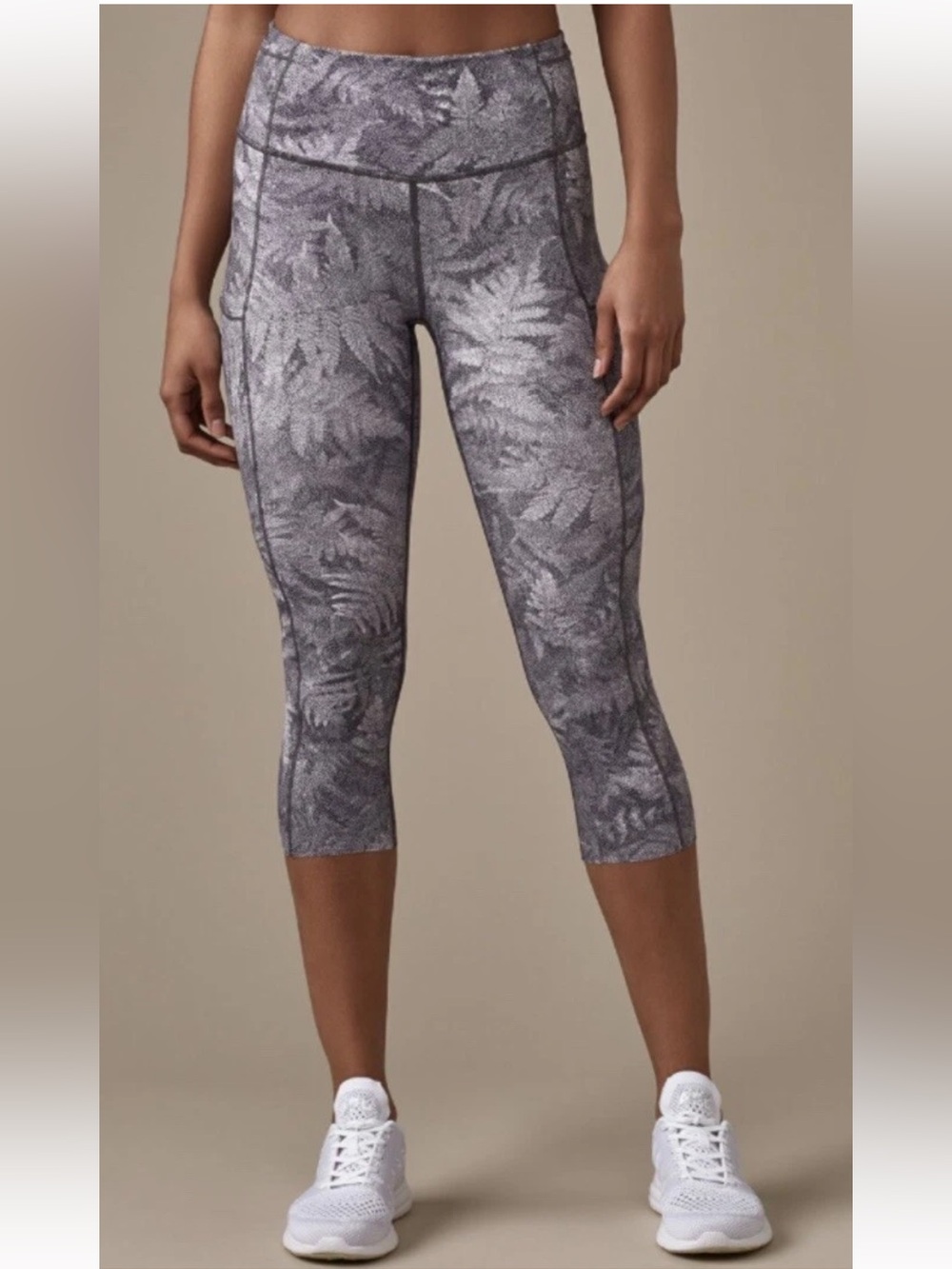 Lululemon Women Fast Free Crop 19" Kindred Spirit Alpine White Grey High Rise 2